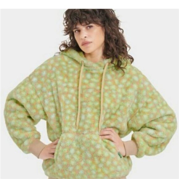 UGG Sherpa Sweater Womens Medium Loyra Sherpa Green Edamame Hoodie Trendy Street - Picture 1 of 11